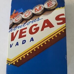2005 Sealed Deck Bee Welcome To Las Vegas Playing Cards